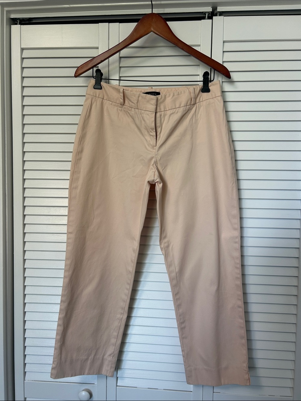 Talbots Light Beige Capris